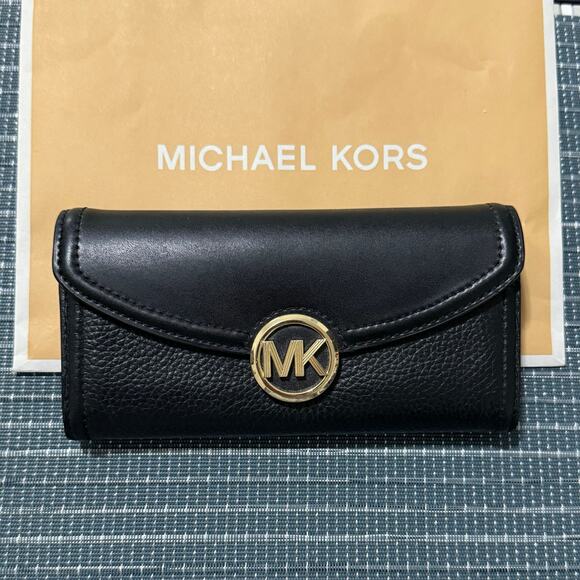 MICHAEL KORS Fulton Large Black Pebbled Leather Continental Wallet & Gift Bag - Picture 1 of 10
